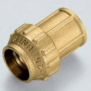 Муфта обжимная Tiemme 3400 20 мм х 1/2 ВР латунная 3400016 Муфта обжимная Tiemme 3400 20 мм х 1/2 ВР латунная 3400016