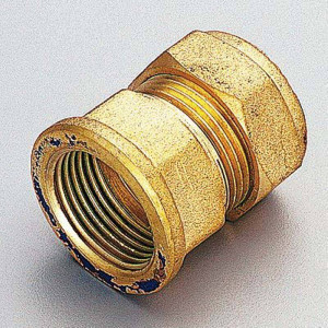 Муфта обжимная Tiemme 1100 22 мм х 1 ВР латунная 1100039 Муфта обжимная Tiemme 1100 22 мм х 1 ВР латунная 1100039